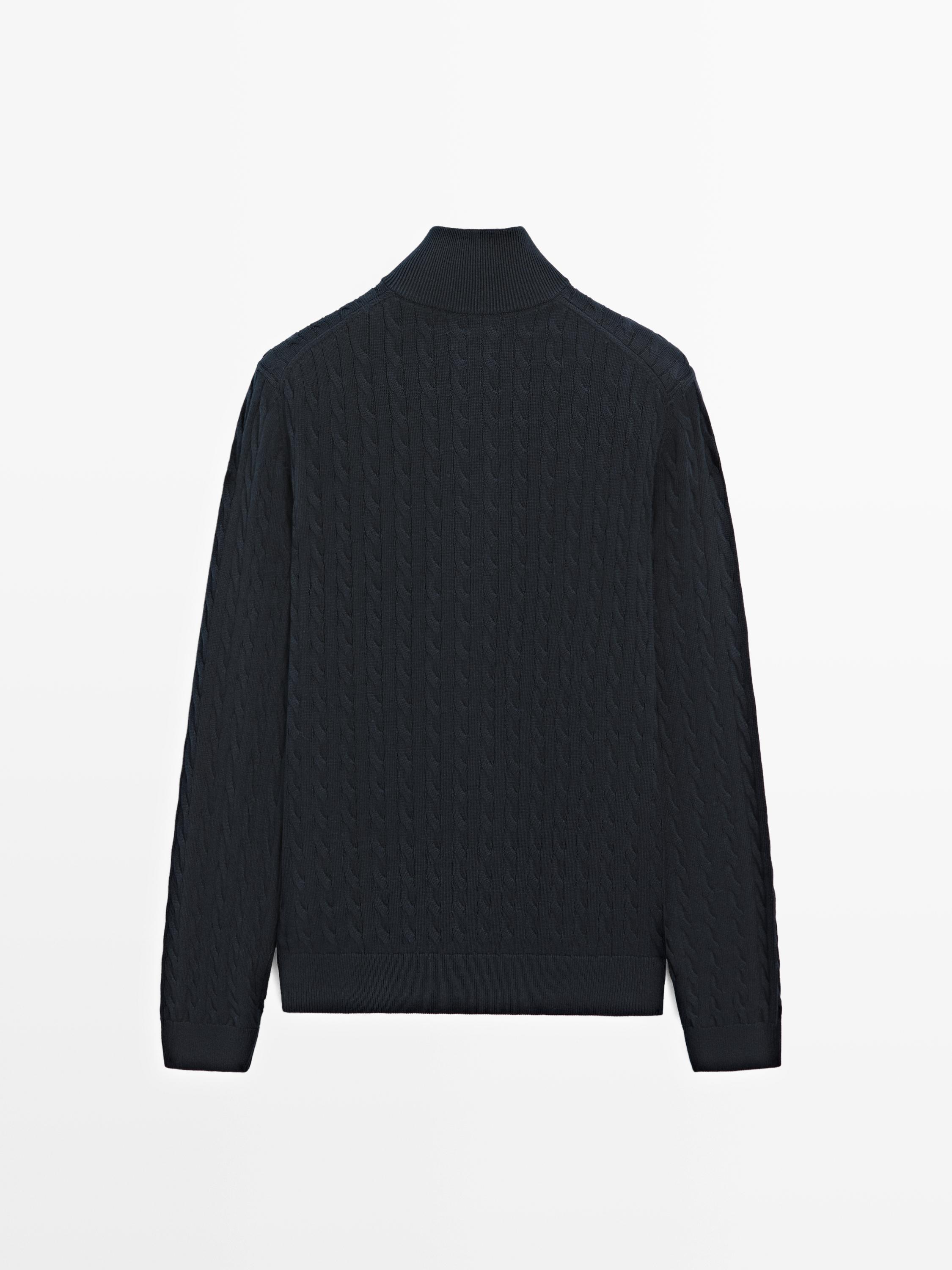 Pull en maille col montant zippé